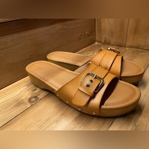 Universal Threads Slip On Slides Sandals Women’s Size 9.5